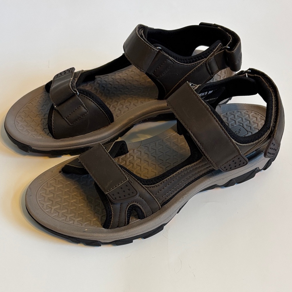 FINAL! NWOT! Eddie Bauer Men's Brown Adjustable Sandals